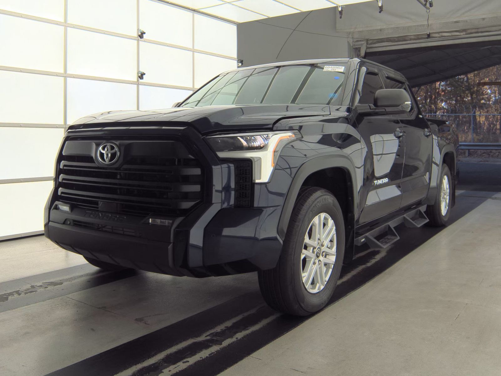 2023 Toyota Tundra SR5 AWD