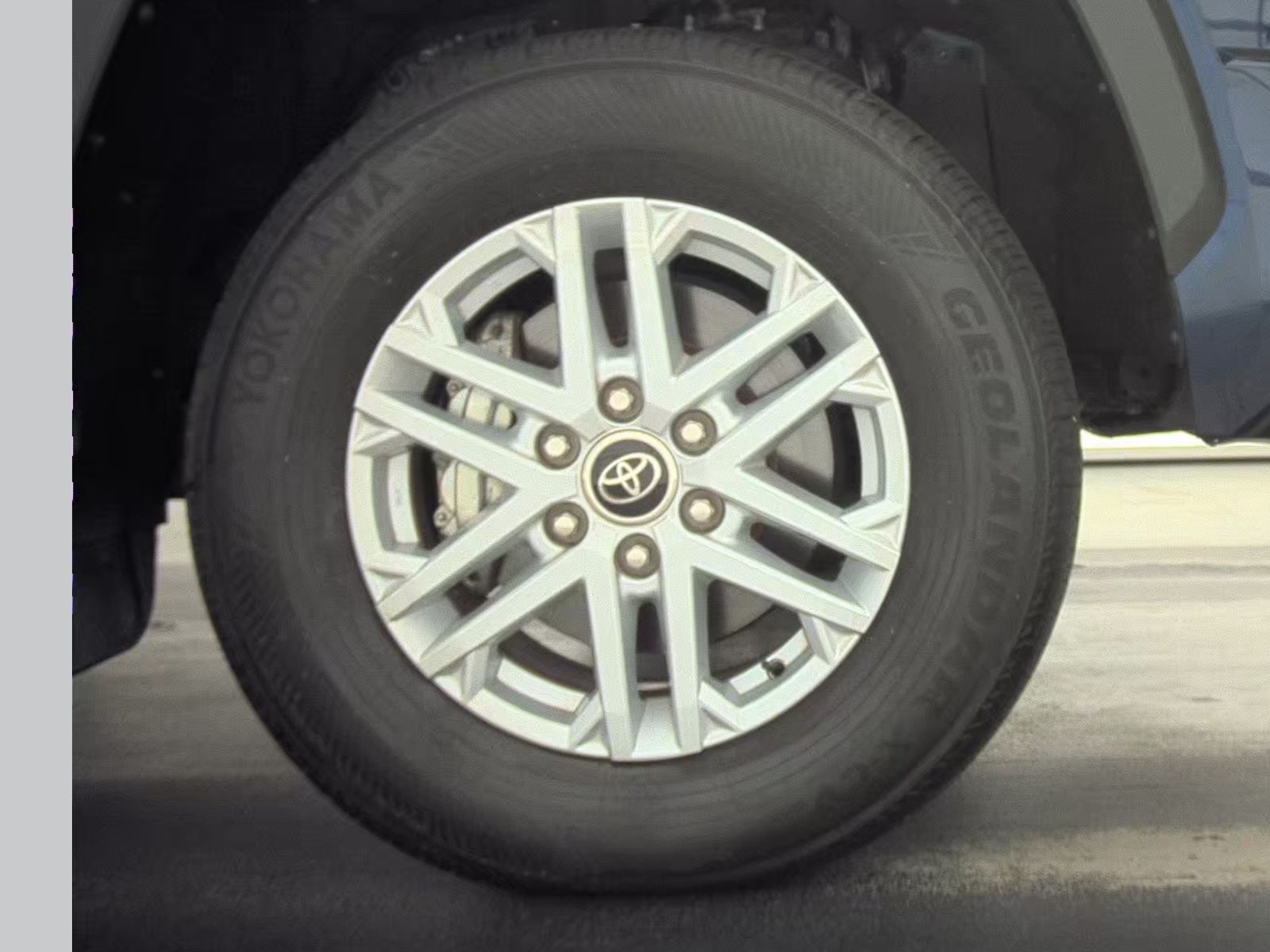 2023 Toyota Tundra SR5 AWD