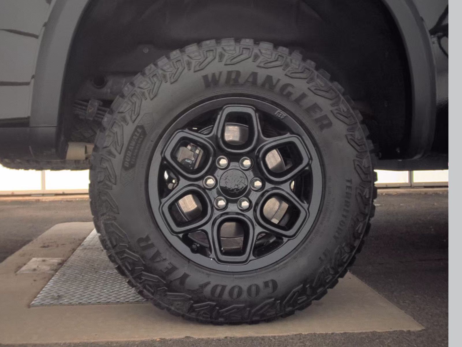 2024 Chevrolet Silverado 1500 ZR2 AWD