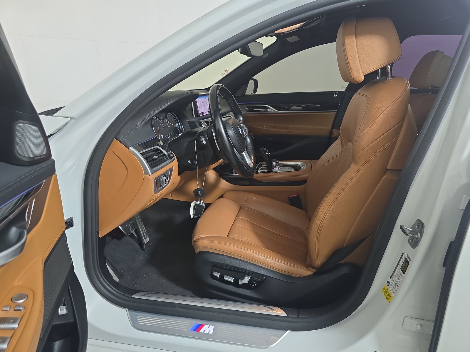 2019 BMW 7 Series 740i RWD