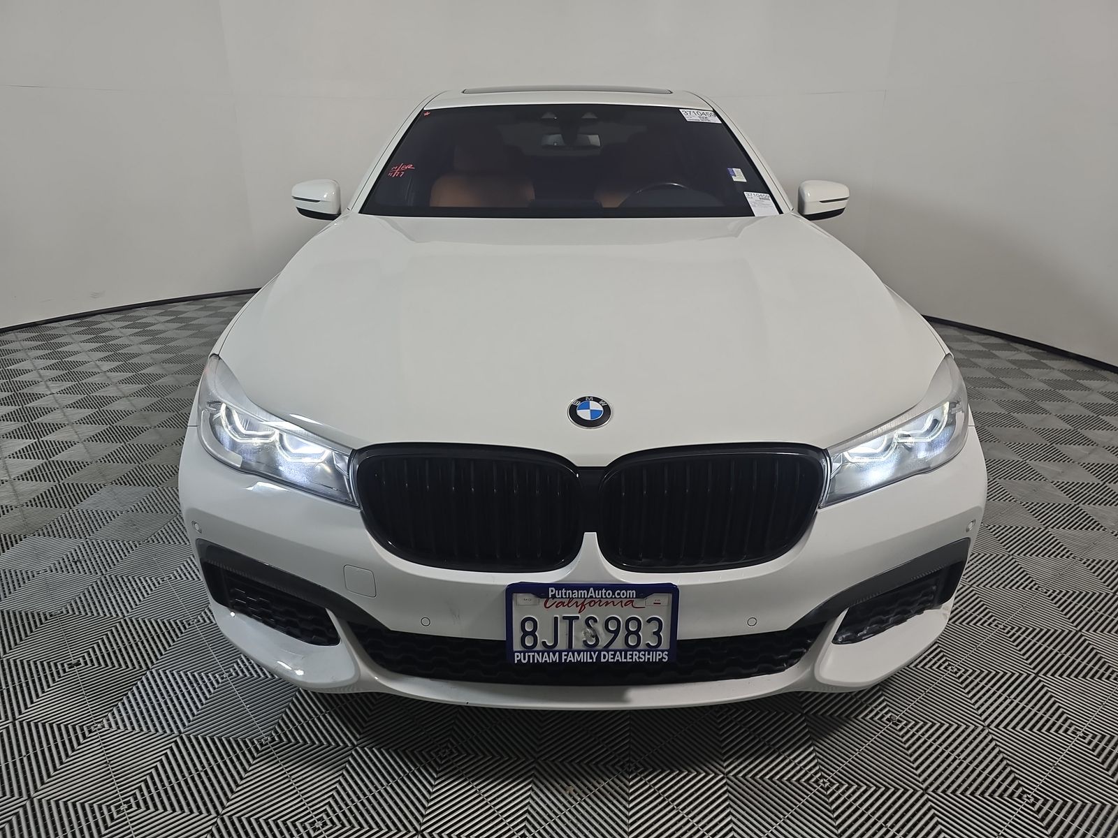 2019 BMW 7 Series 740i RWD