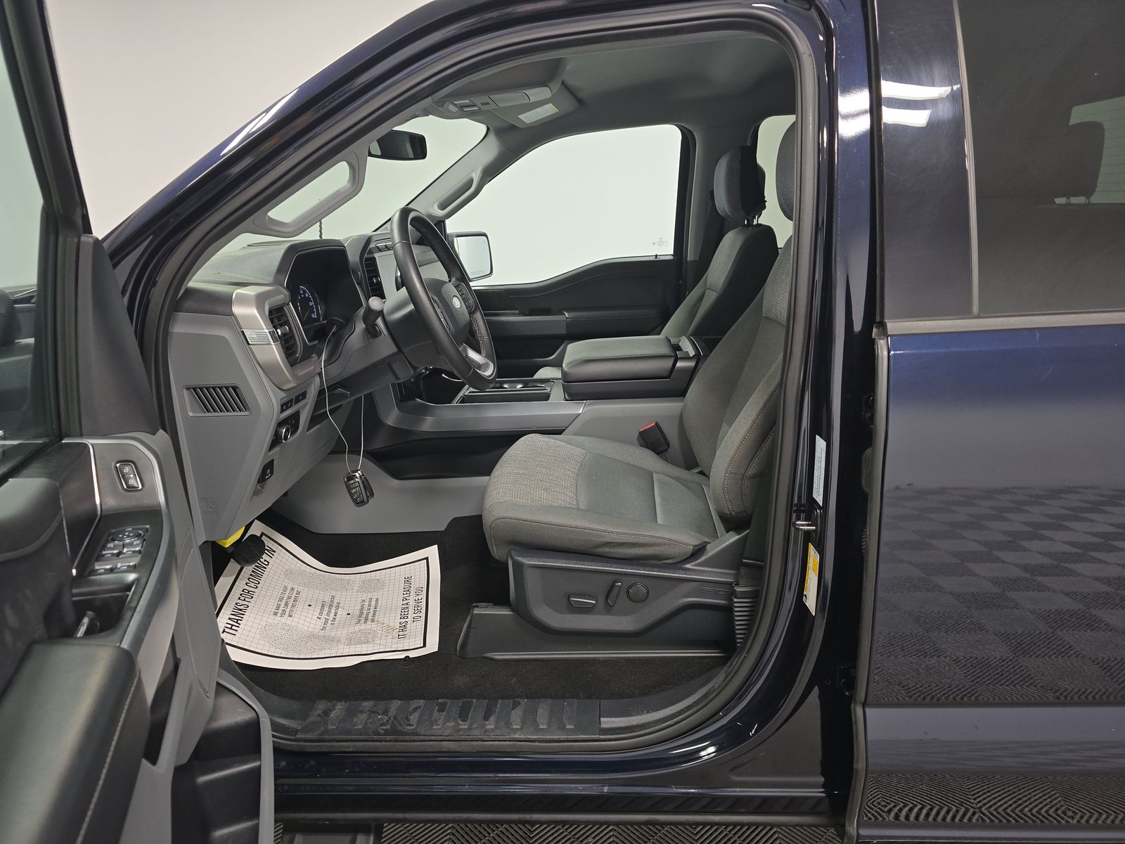 2023 Ford F-150 XLT RWD