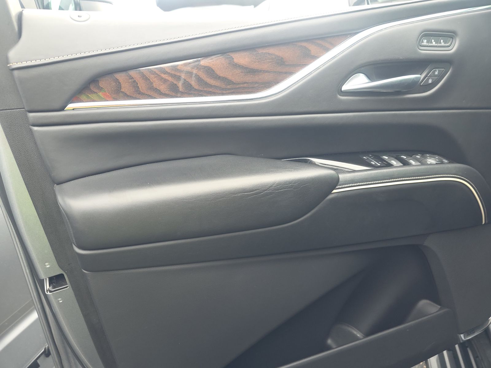 2023 Cadillac Escalade Sport Platinum AWD