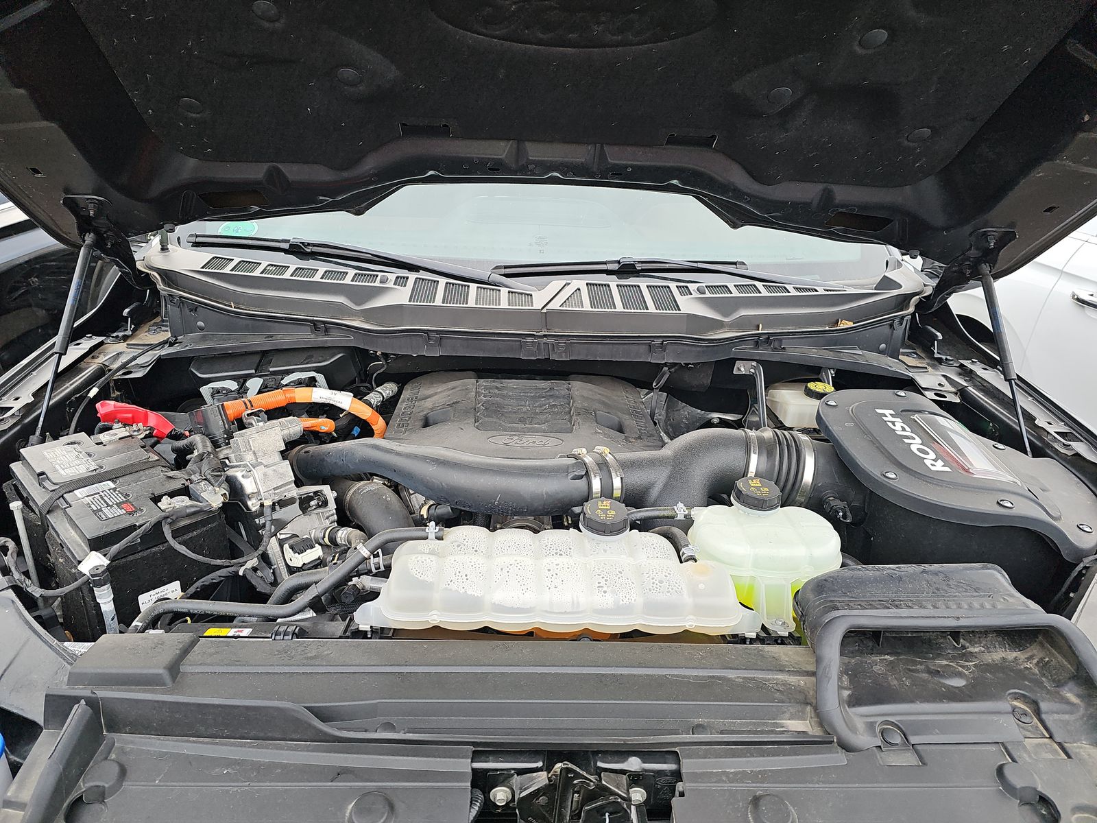 2023 Ford F-150 Hybrid Lariat AWD