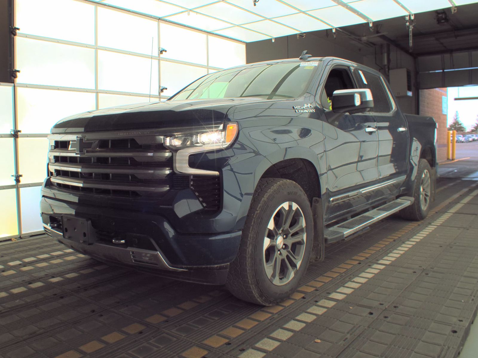 2022 Chevrolet Silverado 1500 High Country AWD