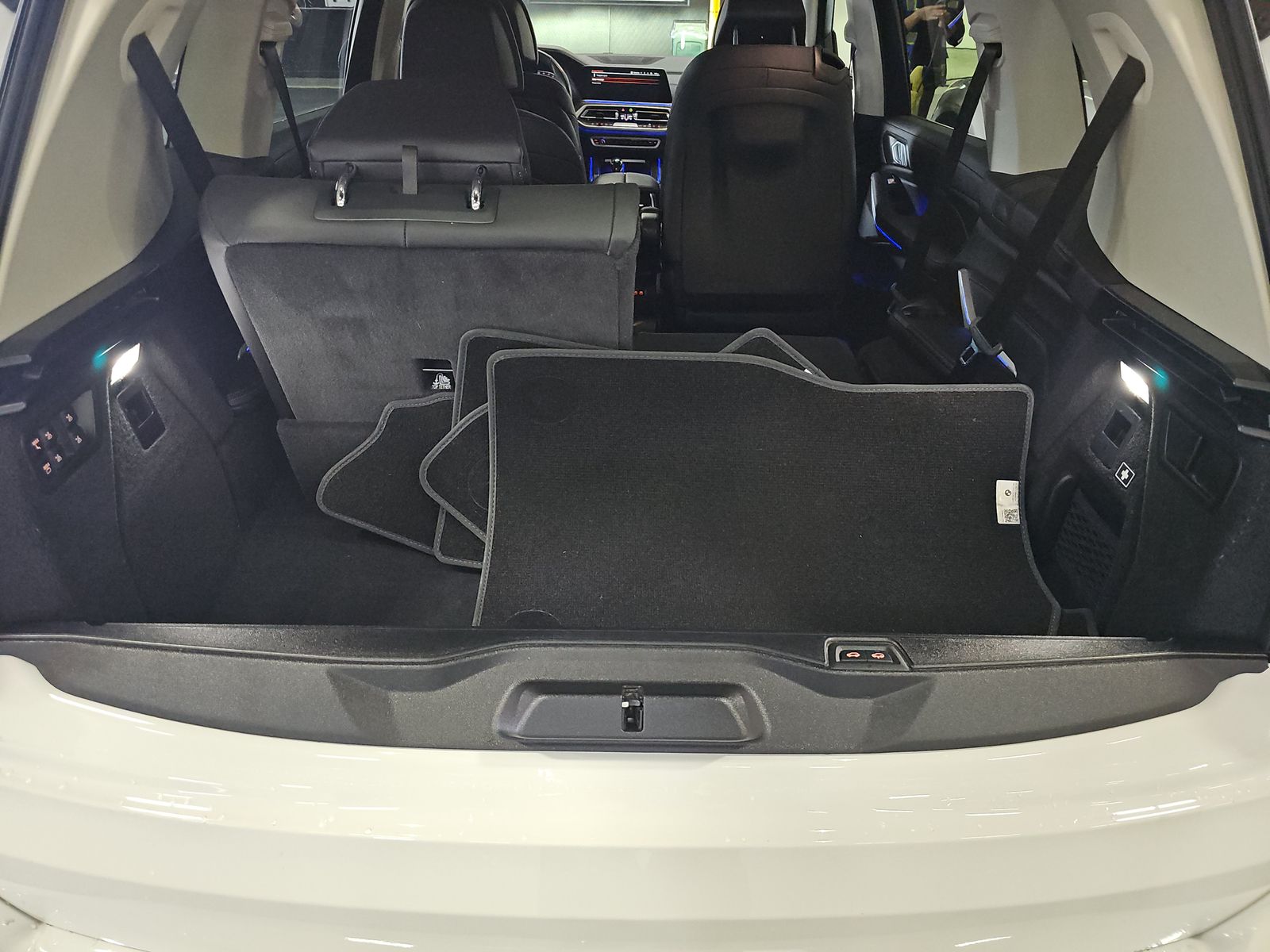 2022 BMW X7 xDrive40i AWD