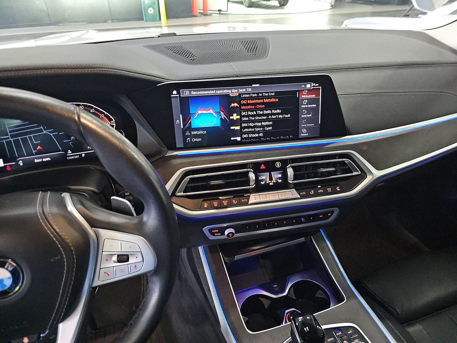 2022 BMW X7 xDrive40i AWD