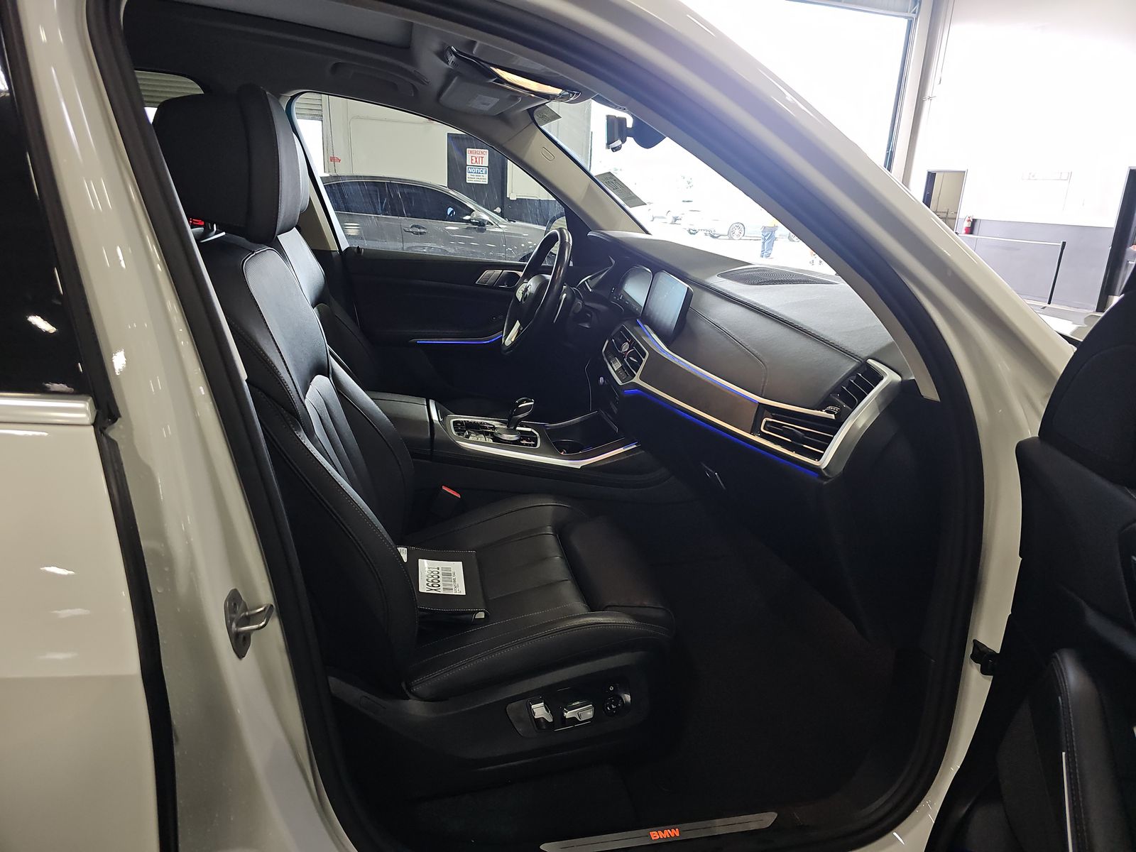 2022 BMW X7 xDrive40i AWD