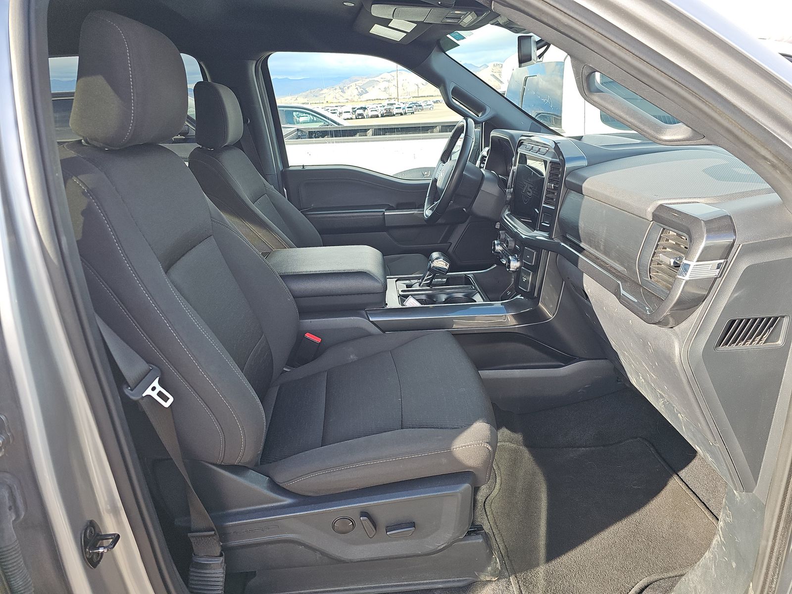 2023 Ford F-150 XLT RWD