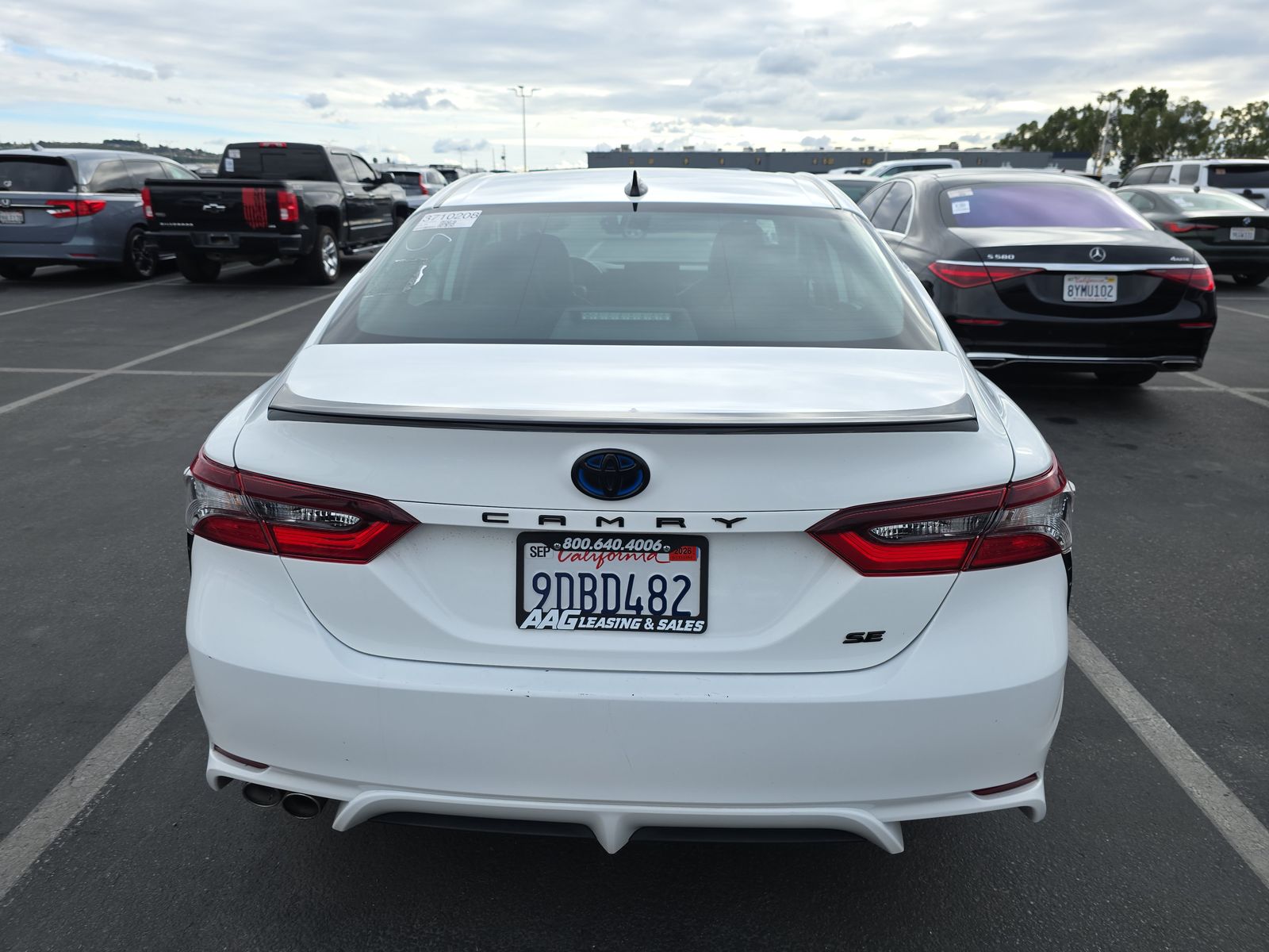 2023 Toyota Camry Hybrid SE Nightshade FWD