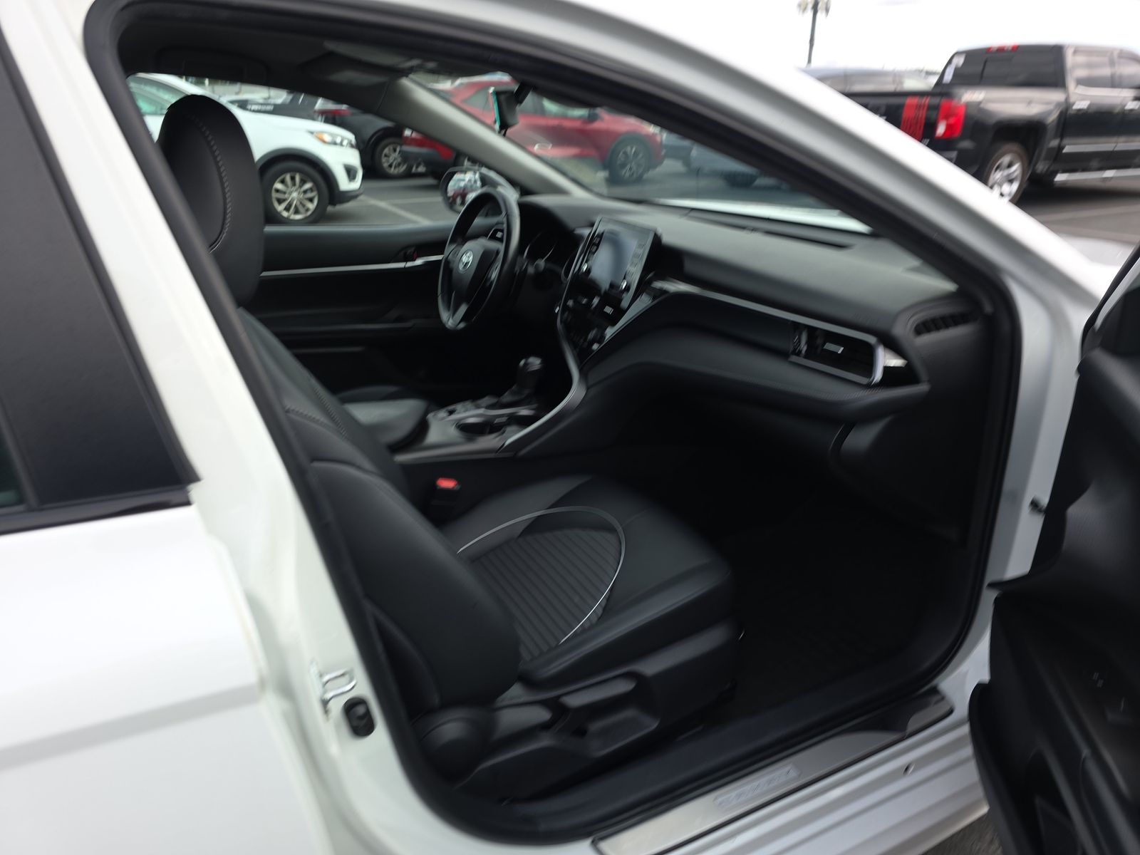 2023 Toyota Camry Hybrid SE Nightshade FWD