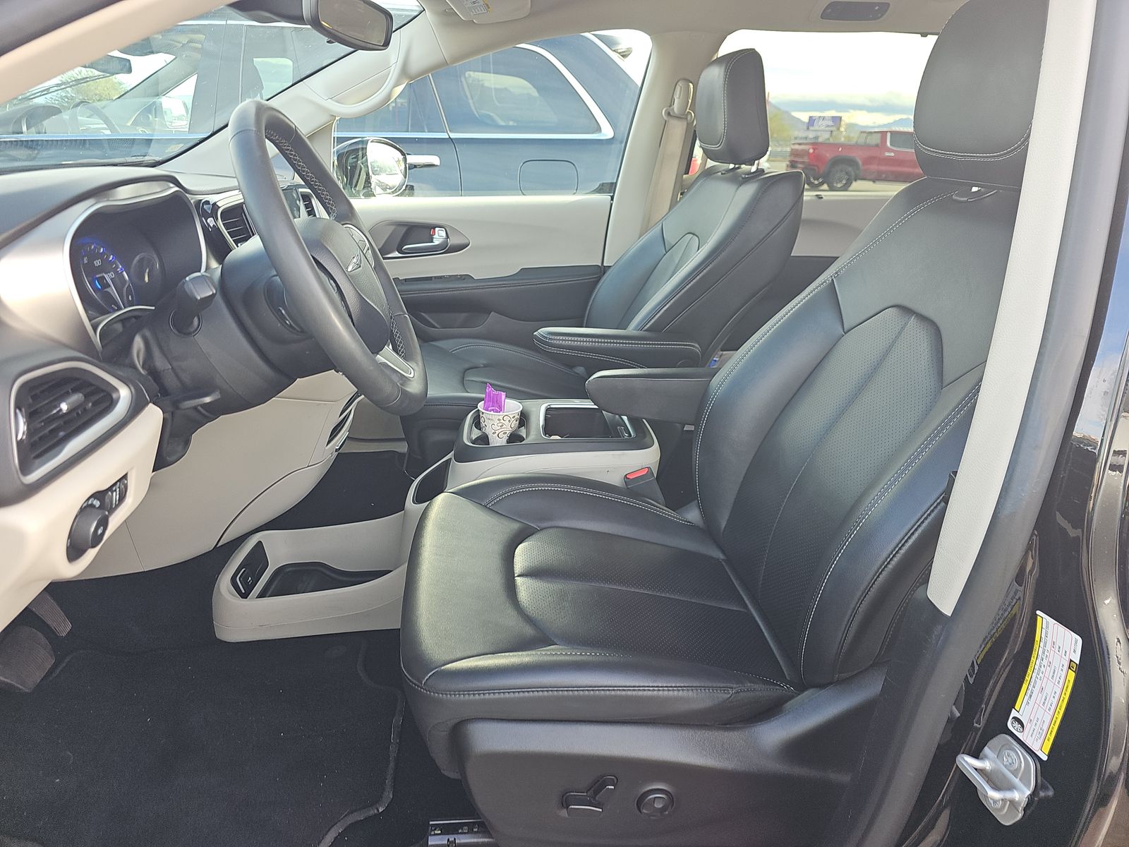 2024 Chrysler Pacifica Touring L FWD