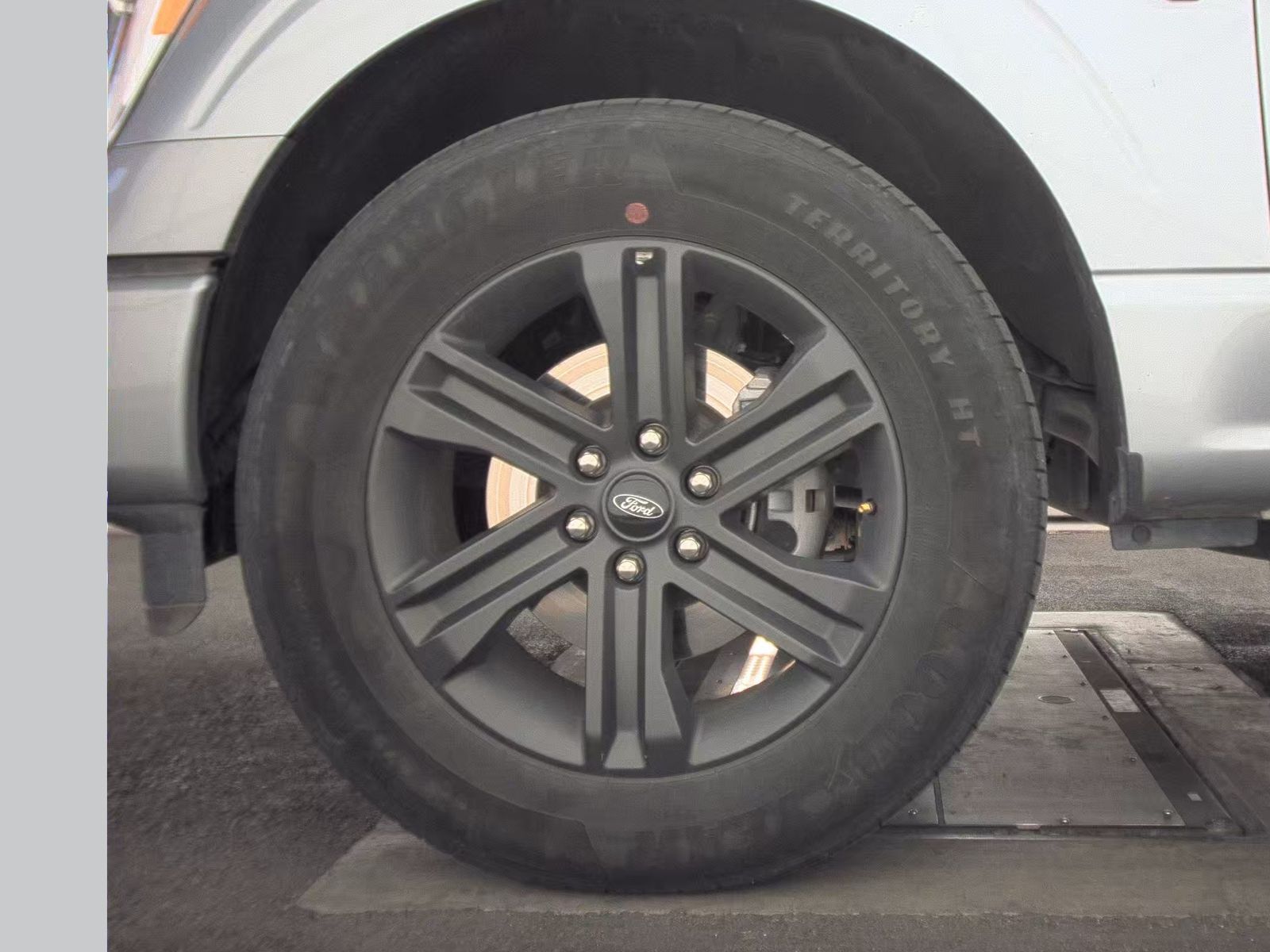 2023 Ford F-150 XLT RWD