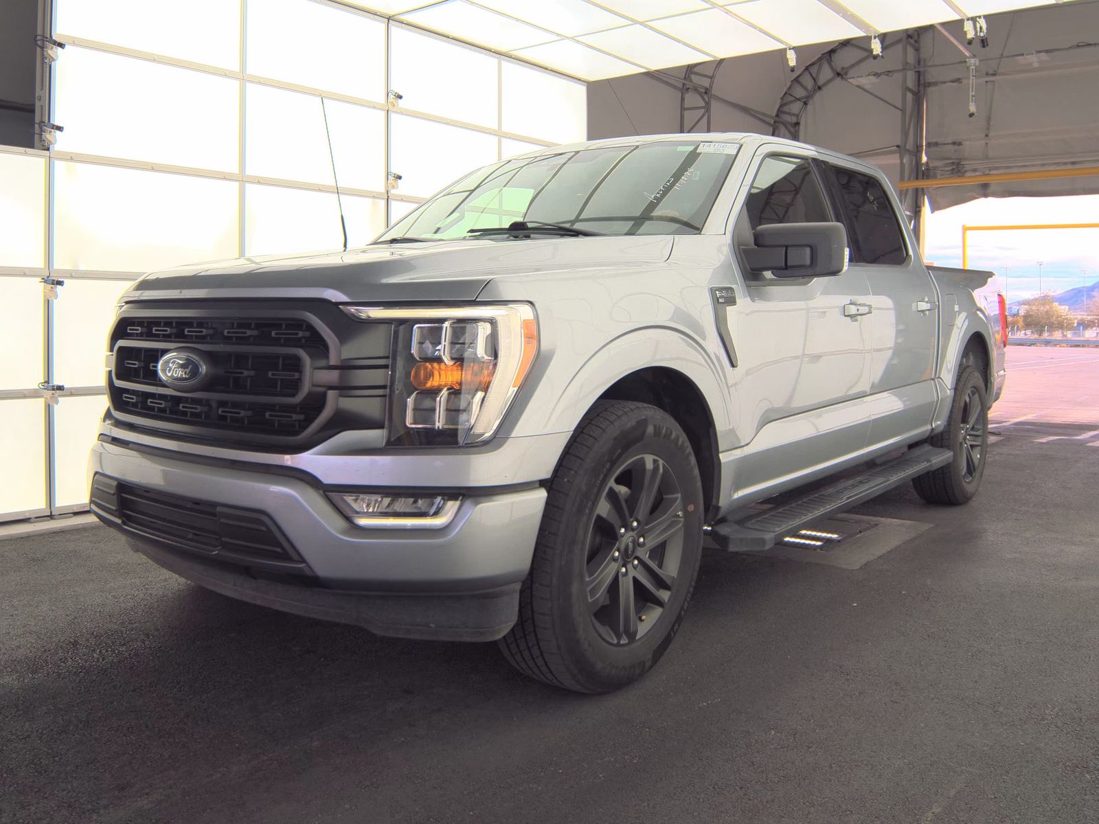2023 Ford F-150 XLT RWD