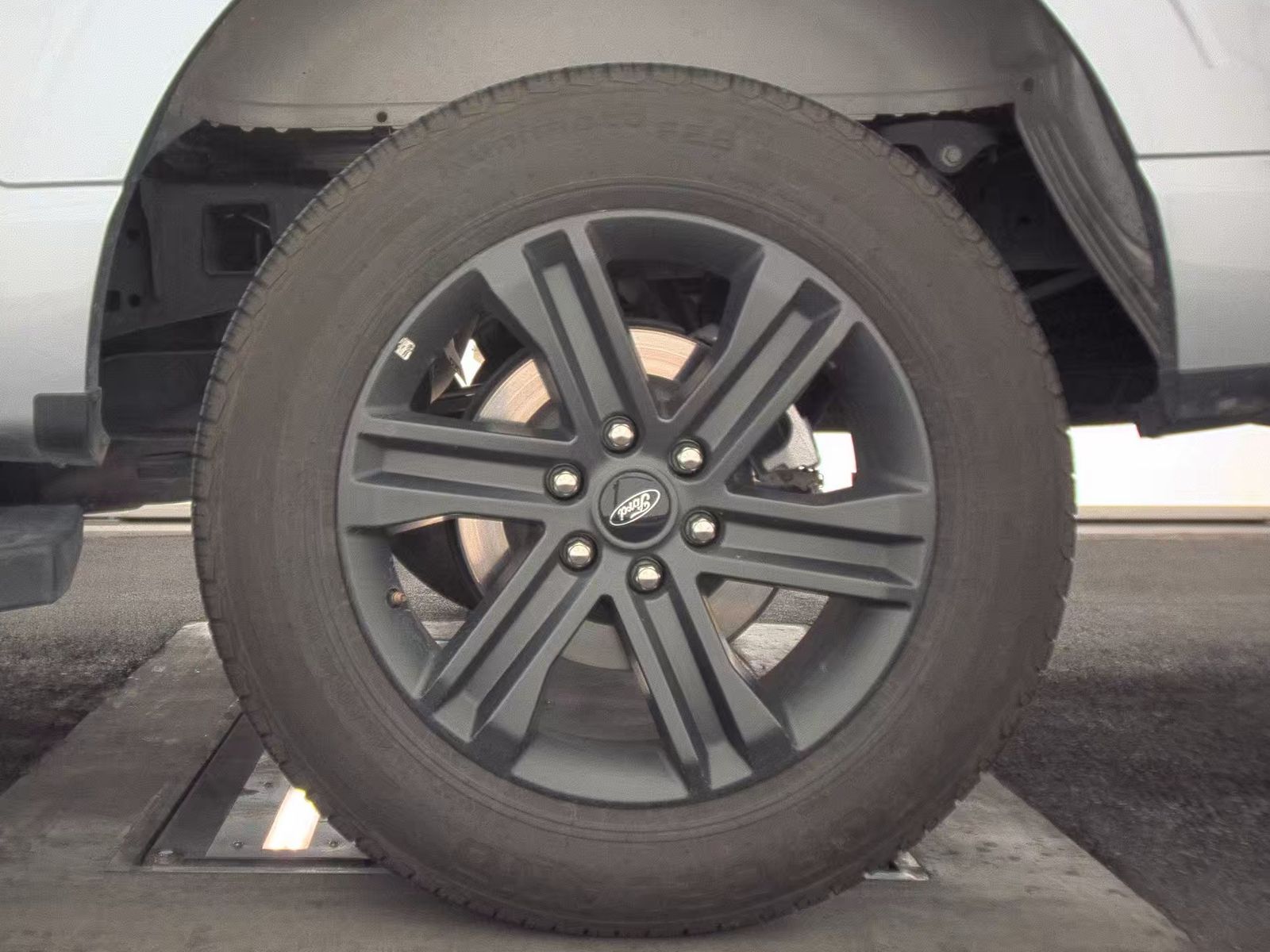 2023 Ford F-150 XLT RWD