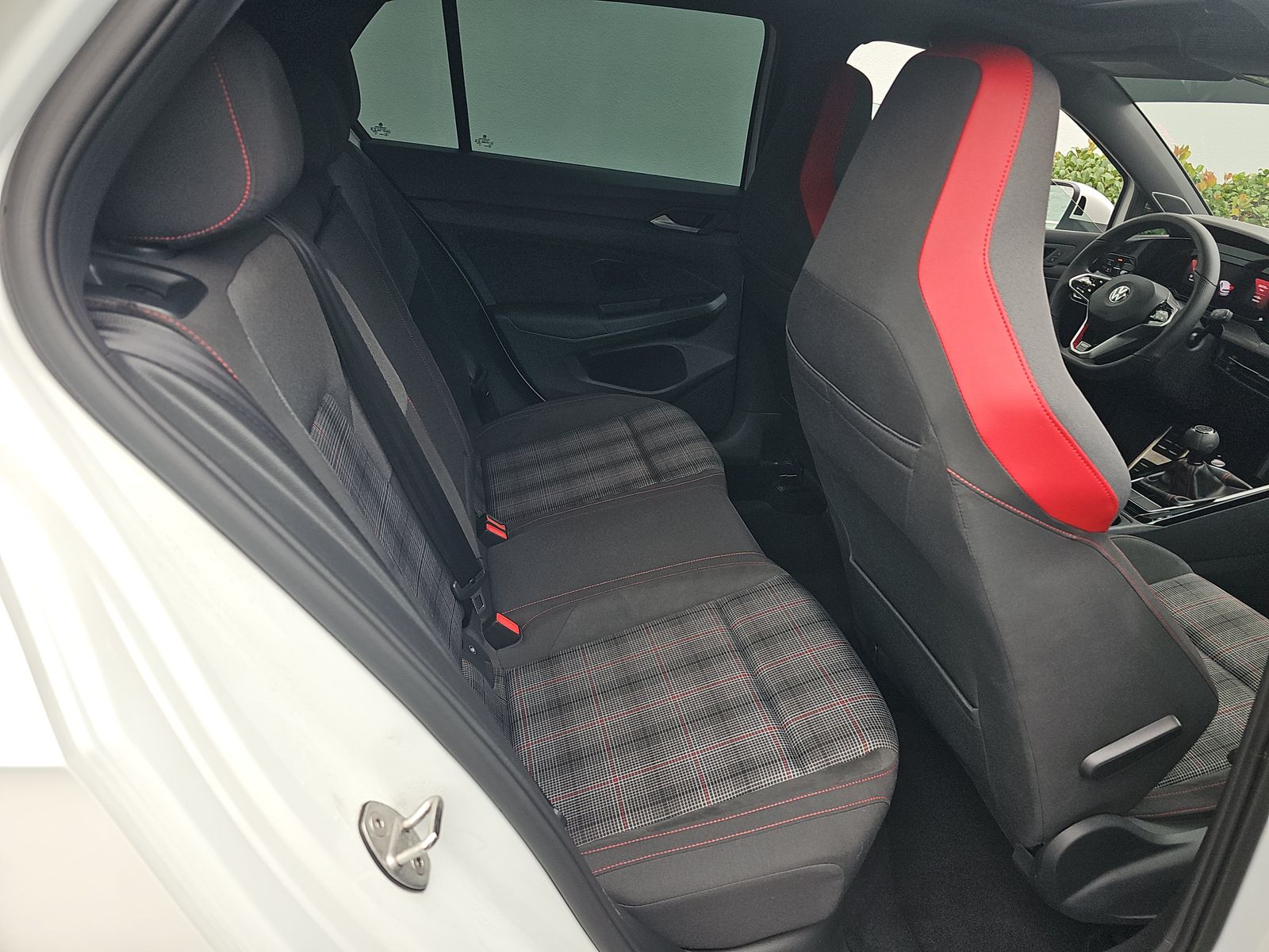 2023 Volkswagen Golf GTI 2.0T SE FWD