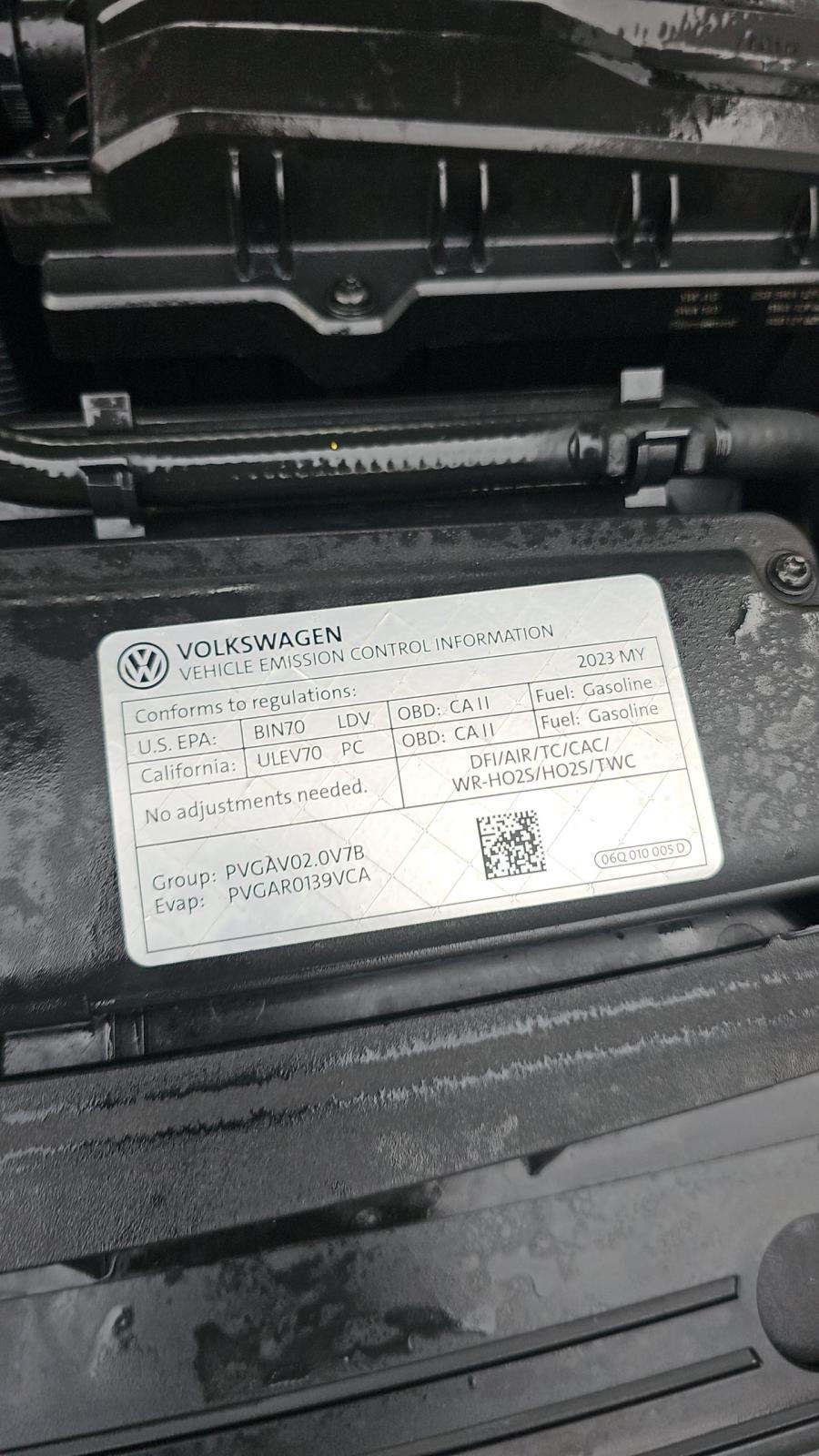 2023 Volkswagen Golf GTI 2.0T SE FWD