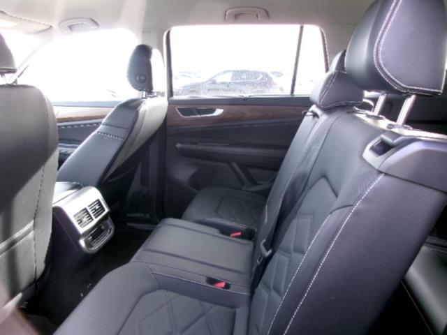 2025 Volkswagen Atlas 2.0T SE AWD