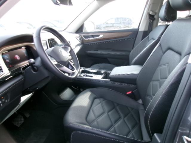 2025 Volkswagen Atlas 2.0T SE AWD