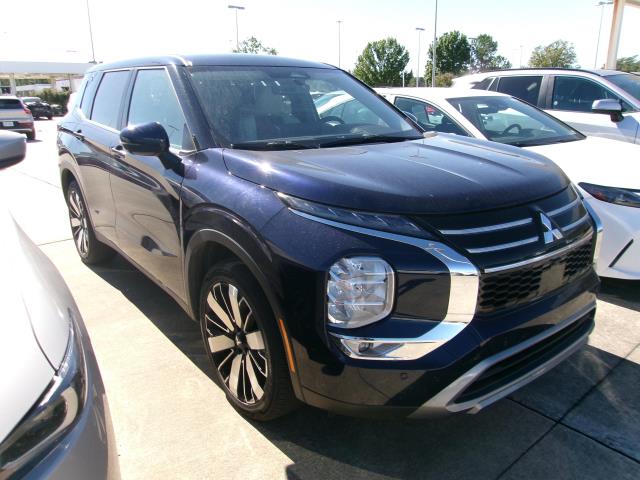 2025 Mitsubishi Outlander SE FWD