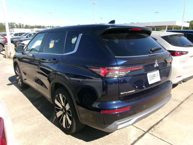 2025 Mitsubishi Outlander SE FWD