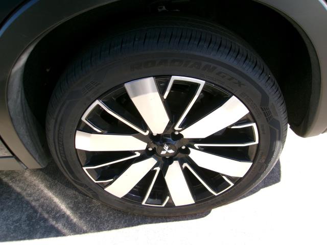 2025 Mitsubishi Outlander SE FWD