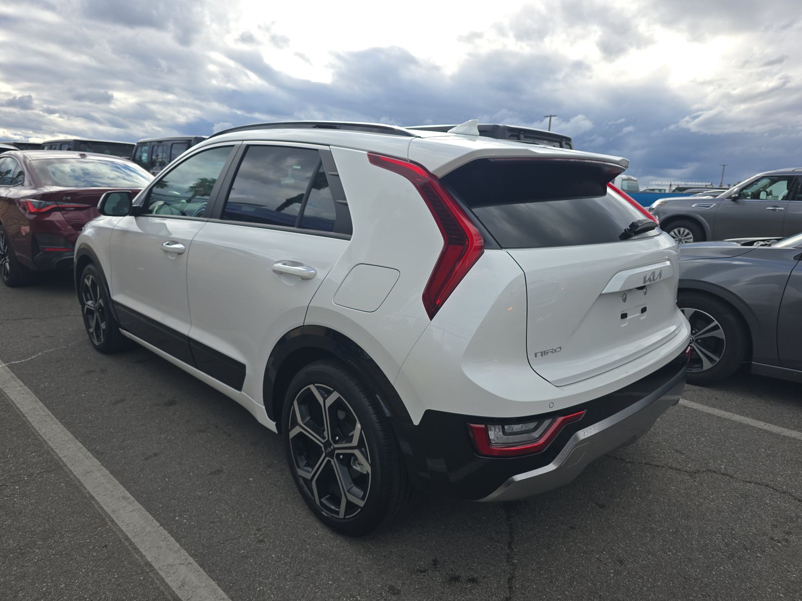 2023 Kia Niro SX Touring FWD