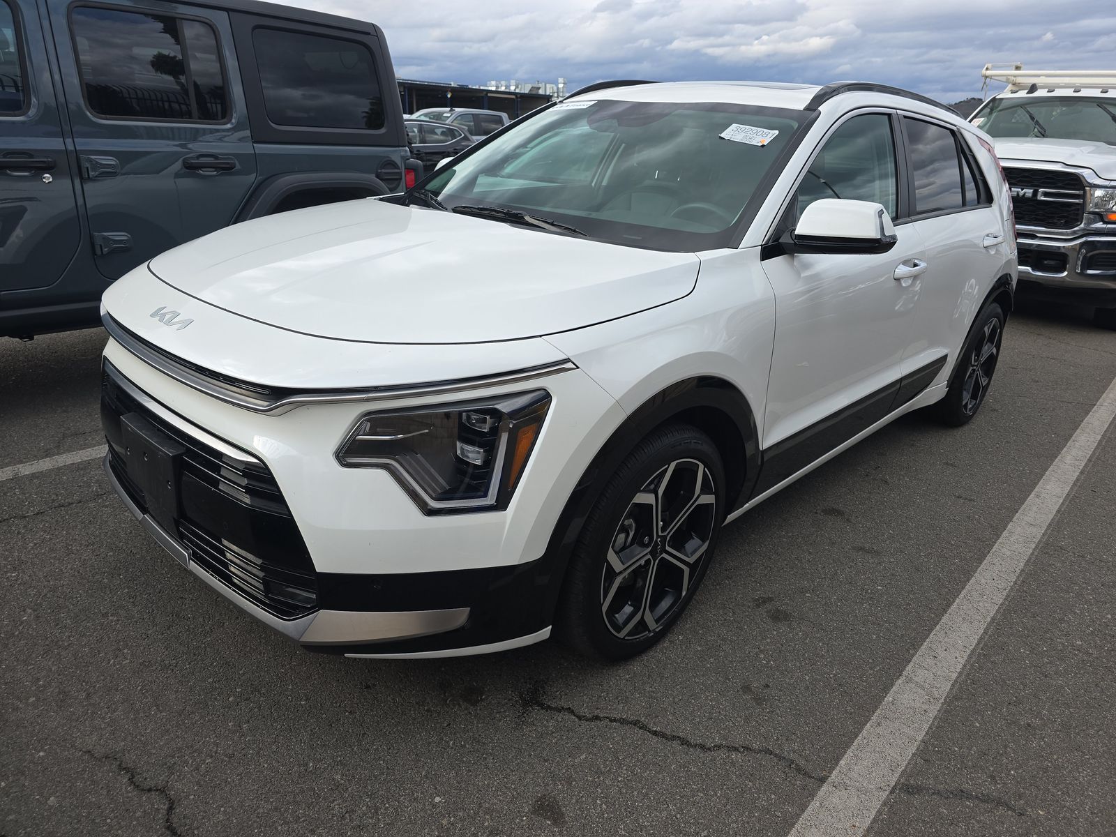 2023 Kia Niro SX Touring FWD