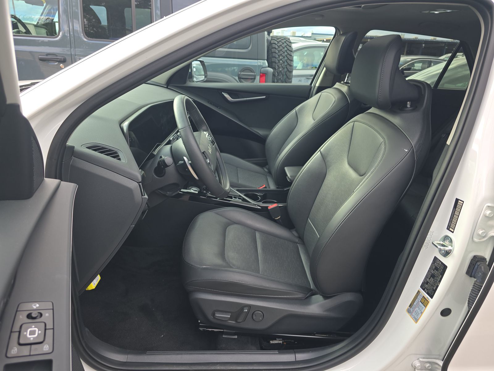 2023 Kia Niro SX Touring FWD