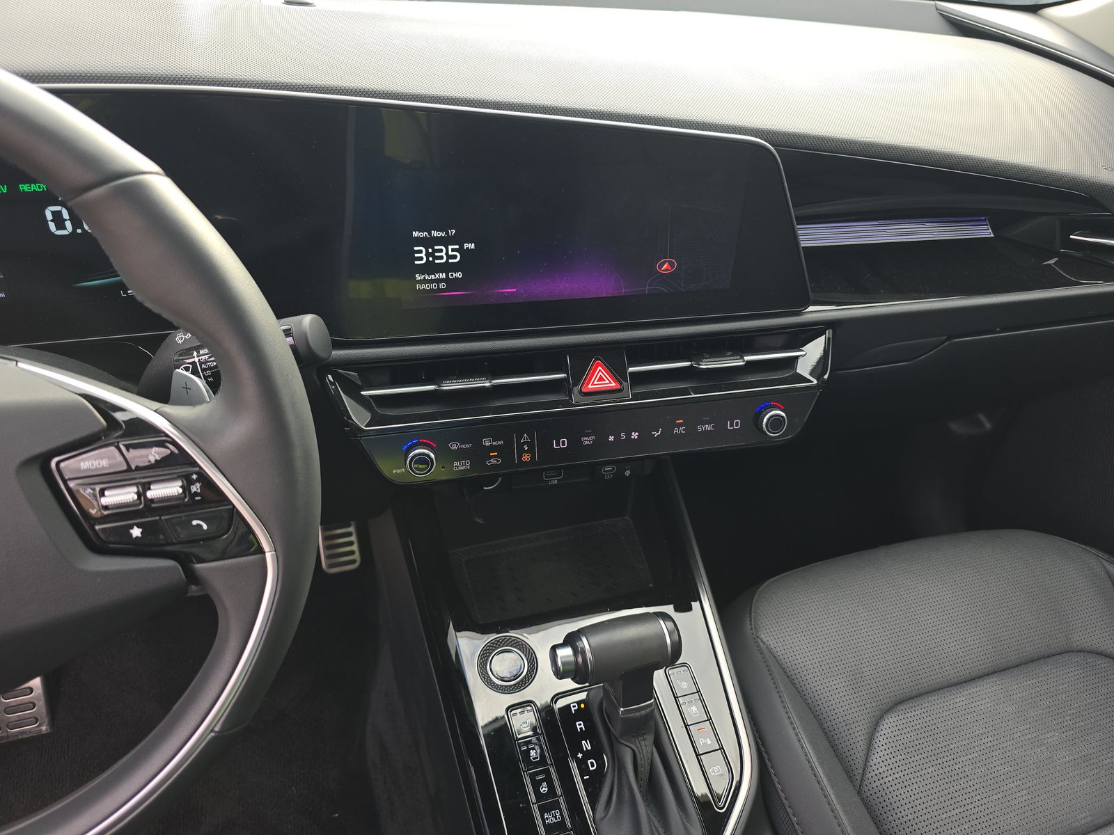 2023 Kia Niro SX Touring FWD