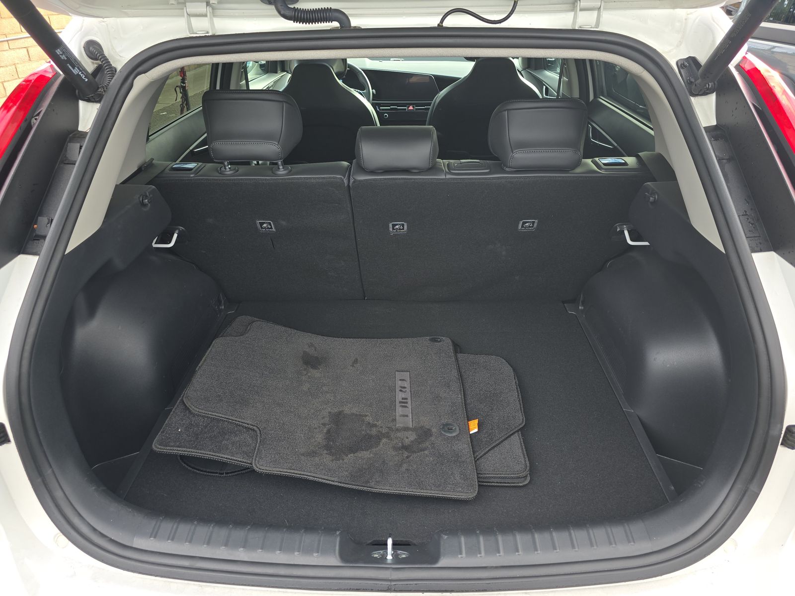 2023 Kia Niro SX Touring FWD