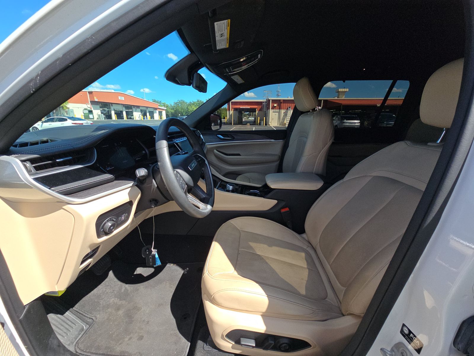 2023 Jeep Grand Cherokee Limited RWD