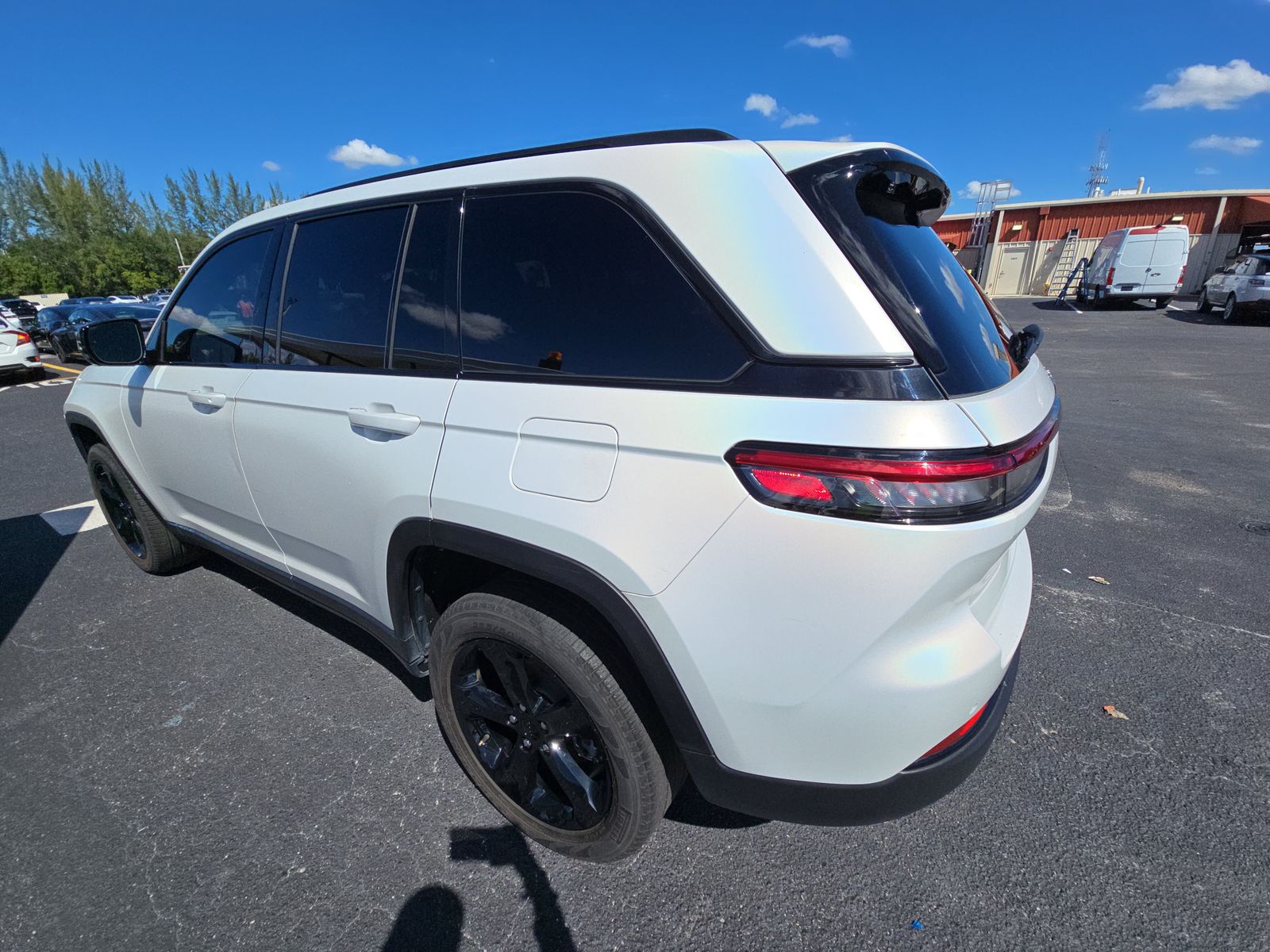 2023 Jeep Grand Cherokee Limited RWD