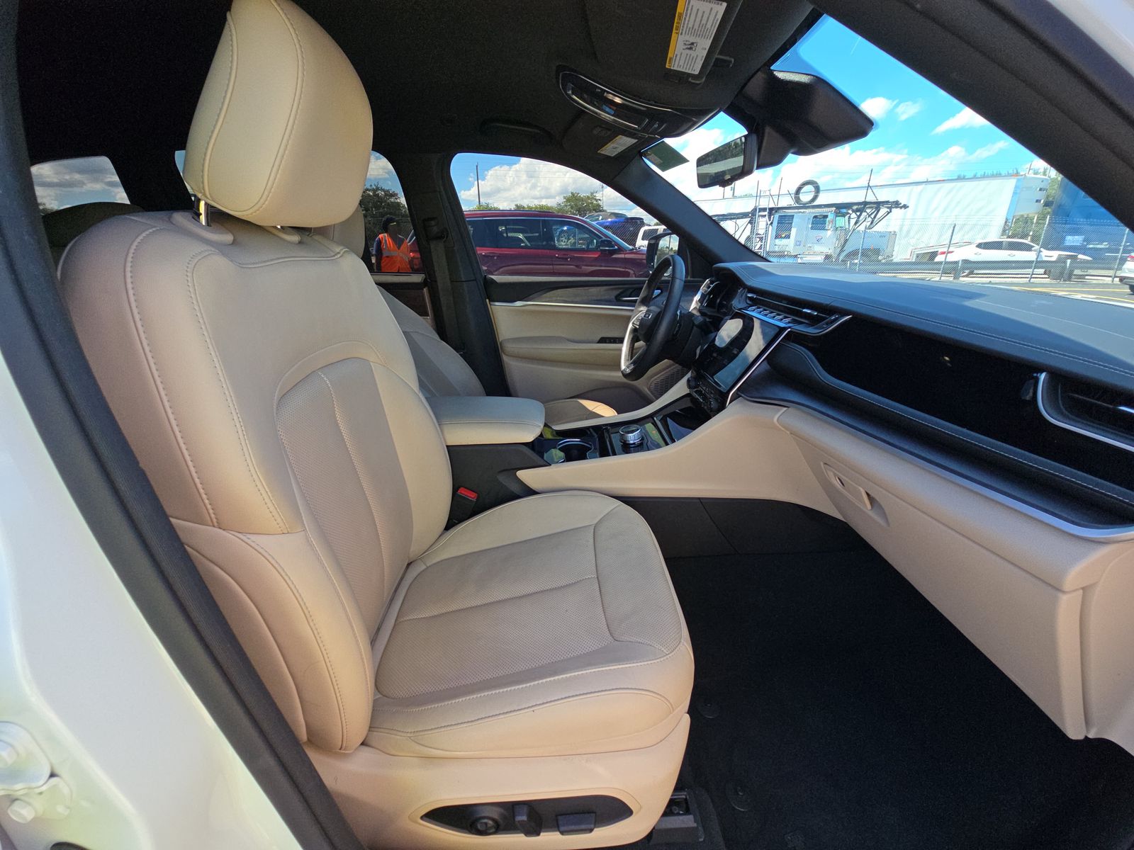 2023 Jeep Grand Cherokee Limited RWD