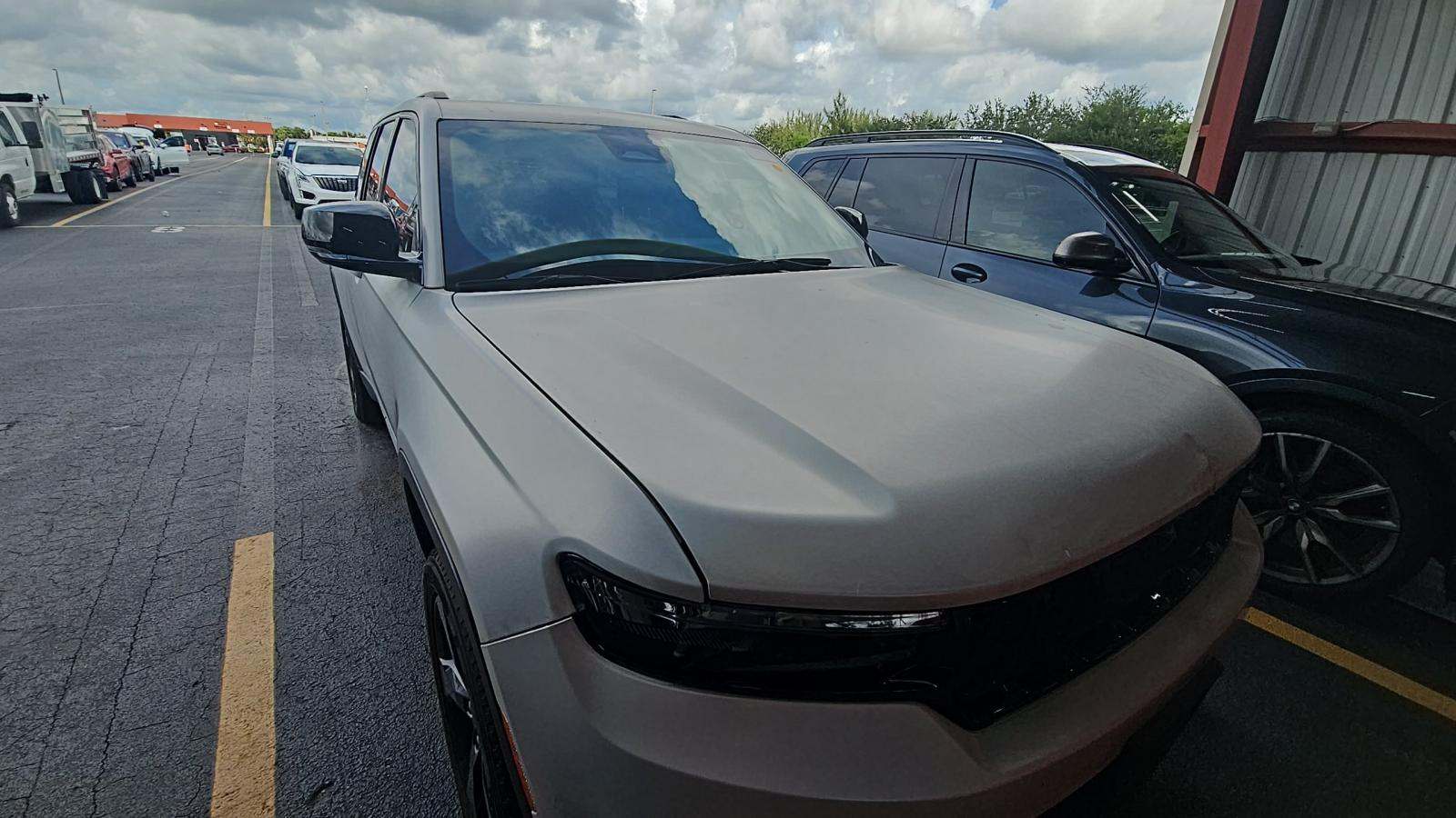 2023 Jeep Grand Cherokee Limited RWD