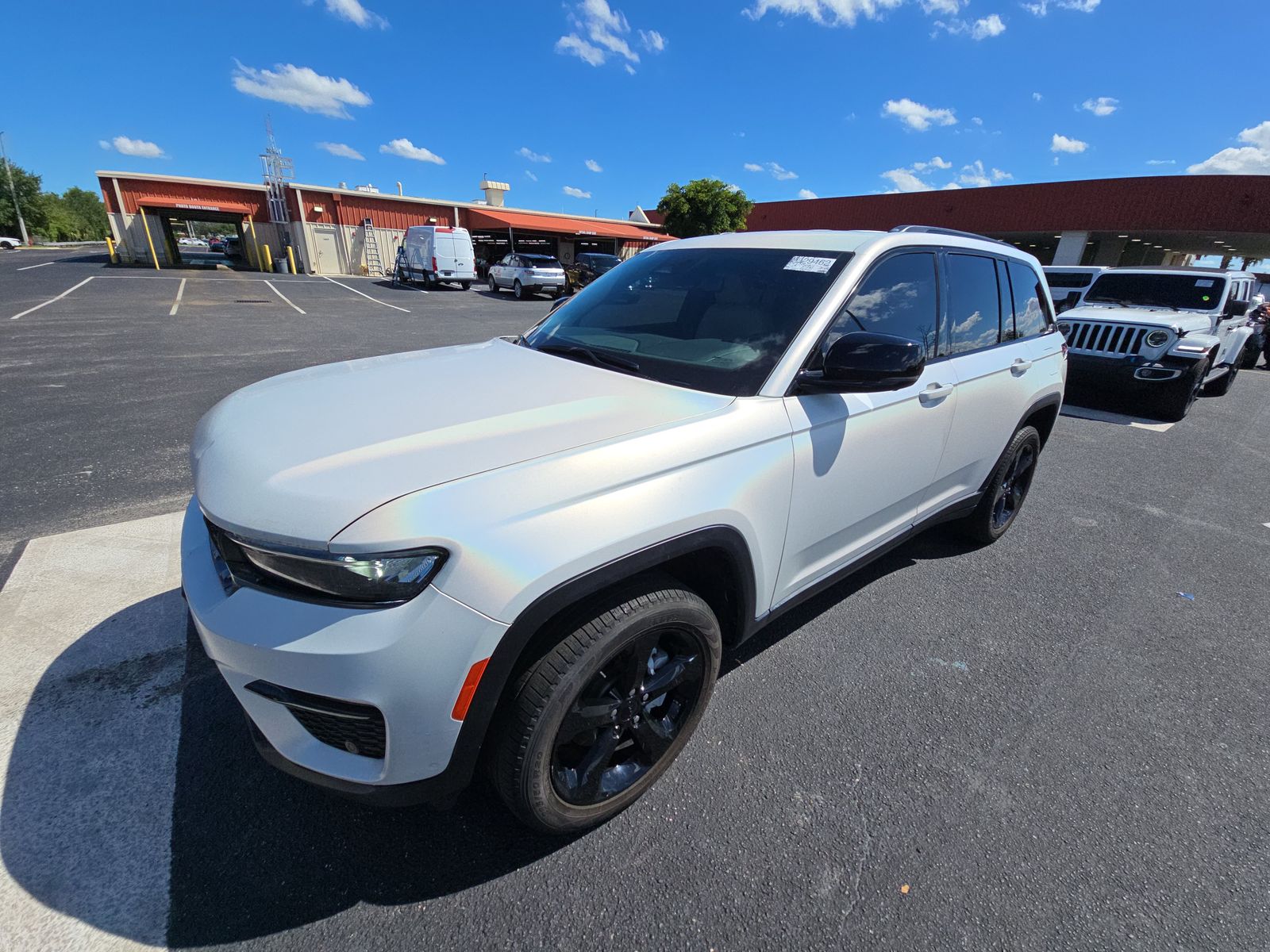 2023 Jeep Grand Cherokee Limited RWD