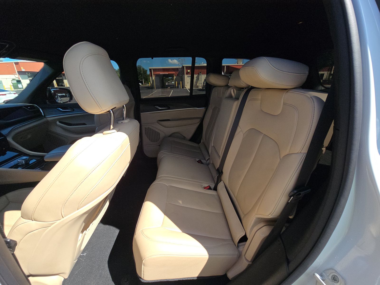 2023 Jeep Grand Cherokee Limited RWD