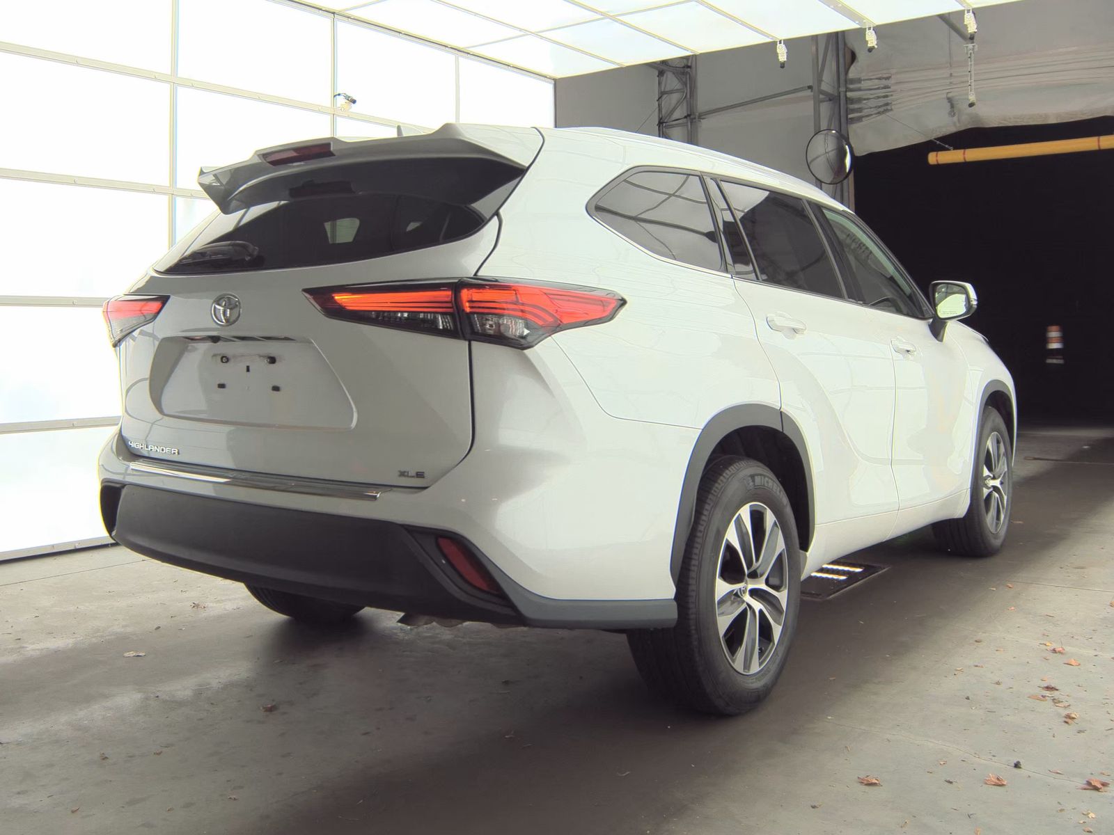 2022 Toyota Highlander XLE FWD