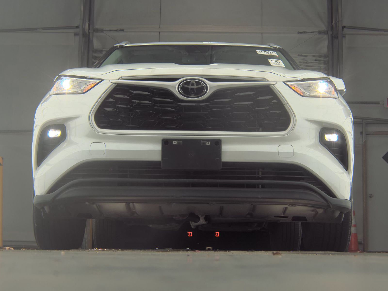 2022 Toyota Highlander XLE FWD