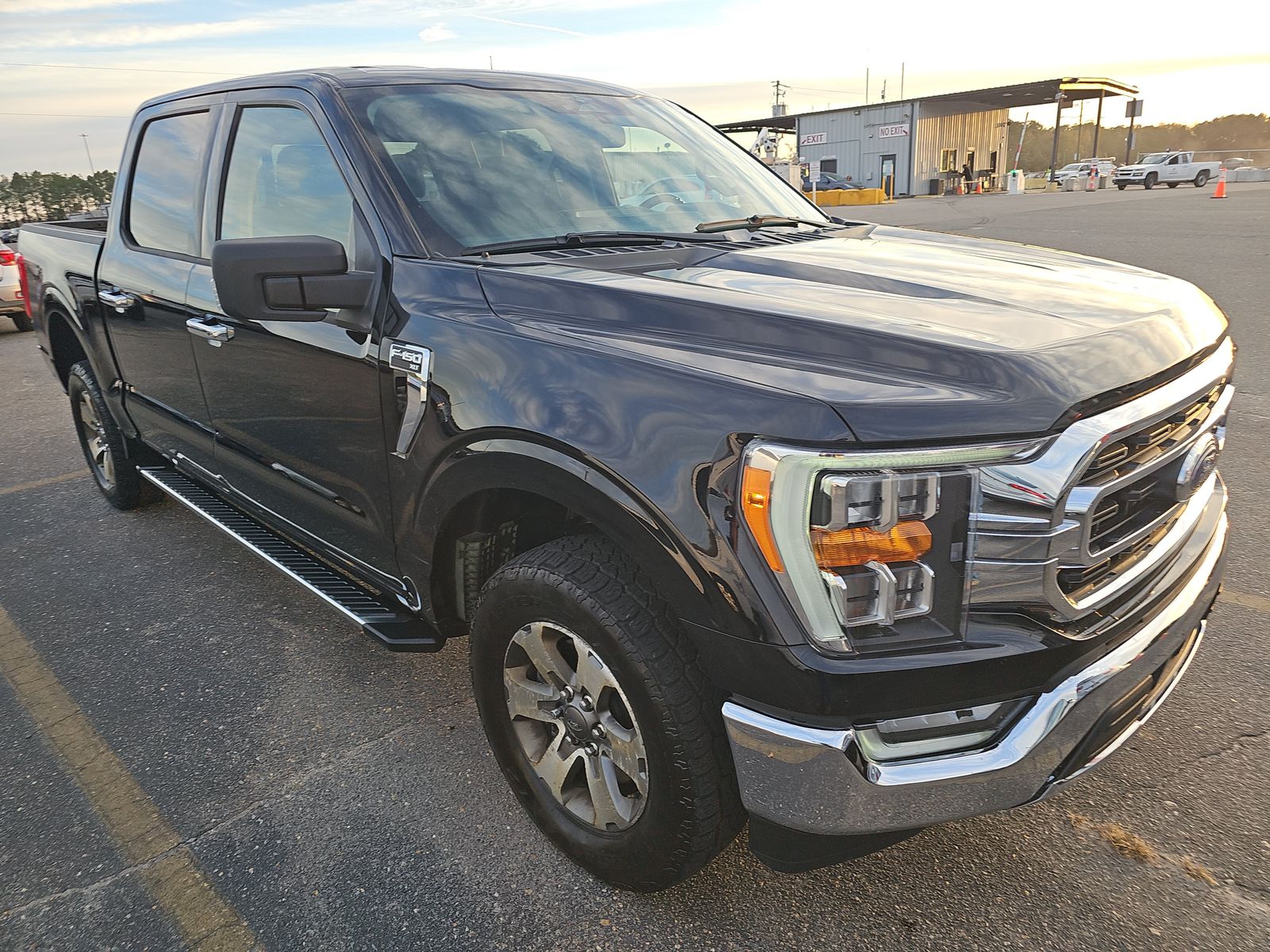 2023 Ford F-150 XLT AWD