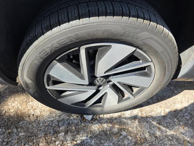 2025 Volkswagen Atlas 2.0T SE AWD