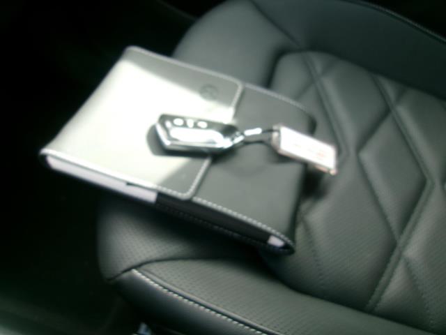 2025 Volkswagen Atlas 2.0T SE FWD