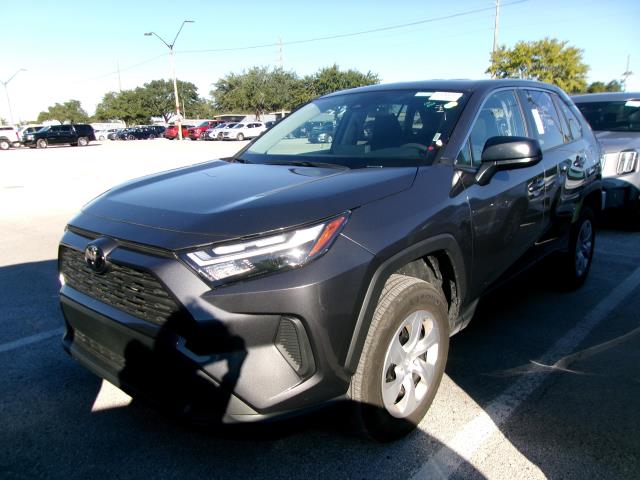 2025 Toyota RAV4 LE FWD