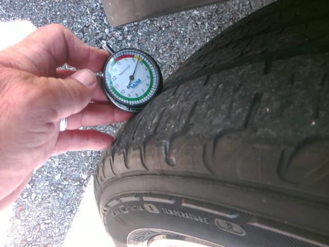 2025 Volkswagen Atlas 2.0T SE FWD