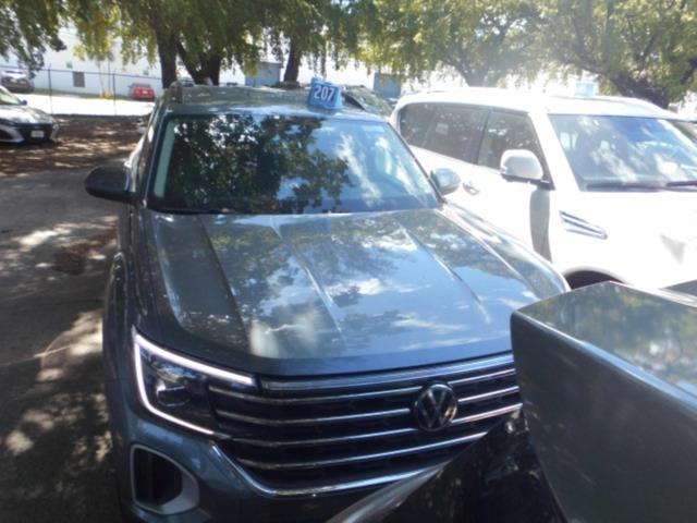 2025 Volkswagen Atlas 2.0T SE FWD