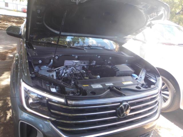 2025 Volkswagen Atlas 2.0T SE FWD