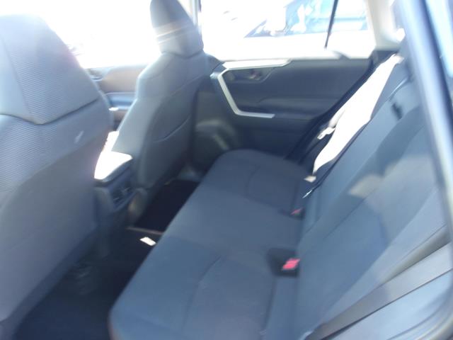 2025 Toyota RAV4 LE FWD