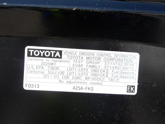 2025 Toyota RAV4 LE FWD