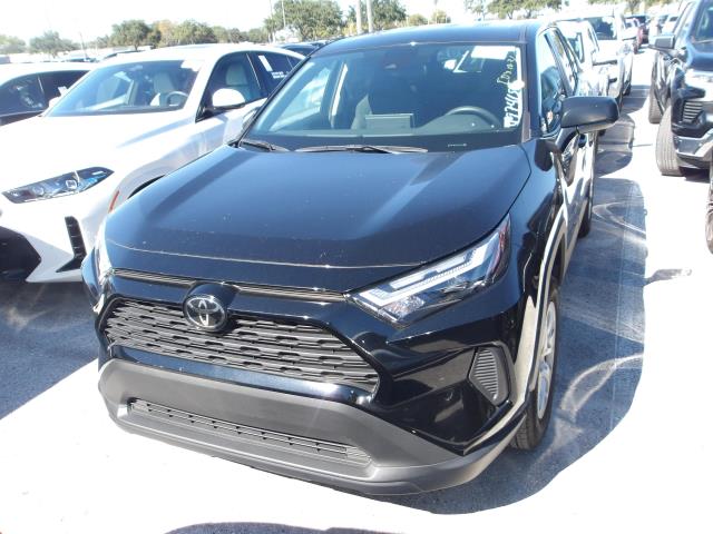 2025 Toyota RAV4 LE FWD