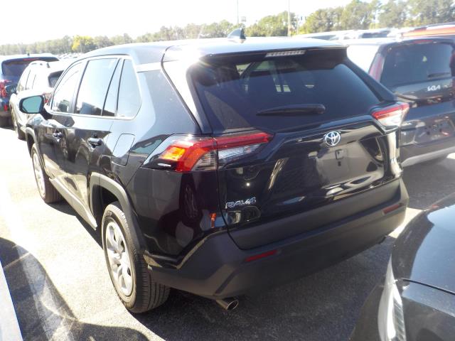 2025 Toyota RAV4 LE FWD